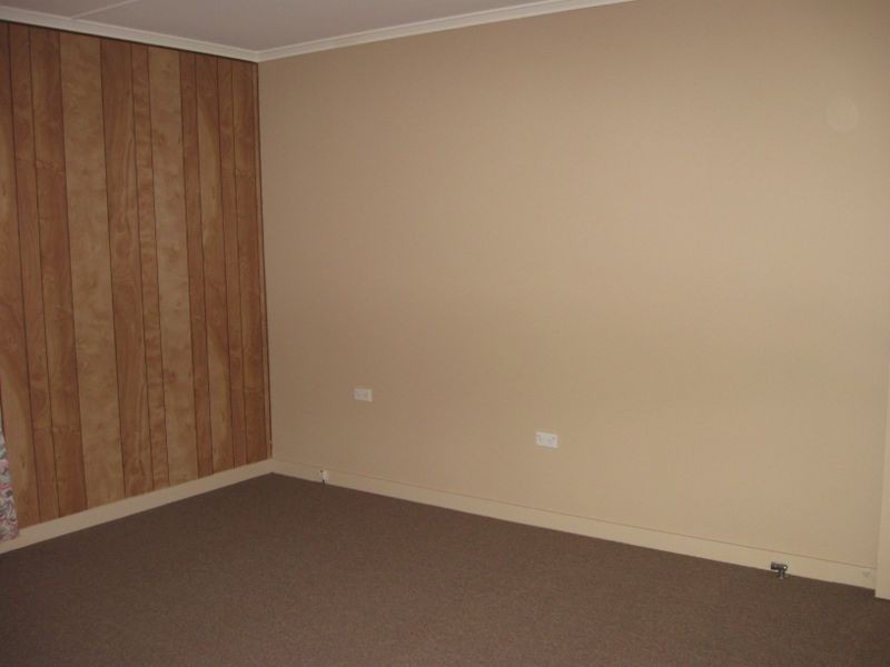 330 Tor Street, Newtown QLD 4350