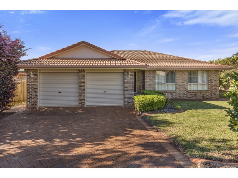 9 Jutsum Street, Middle Ridge QLD 4350