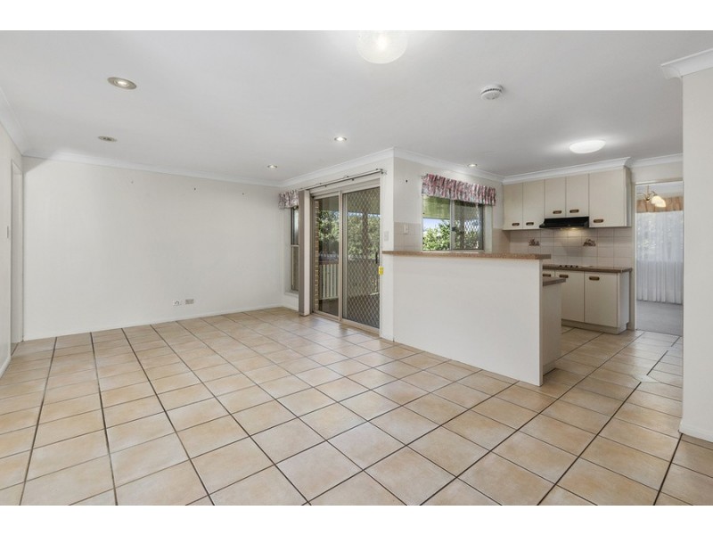 9 Jutsum Street, Middle Ridge QLD 4350