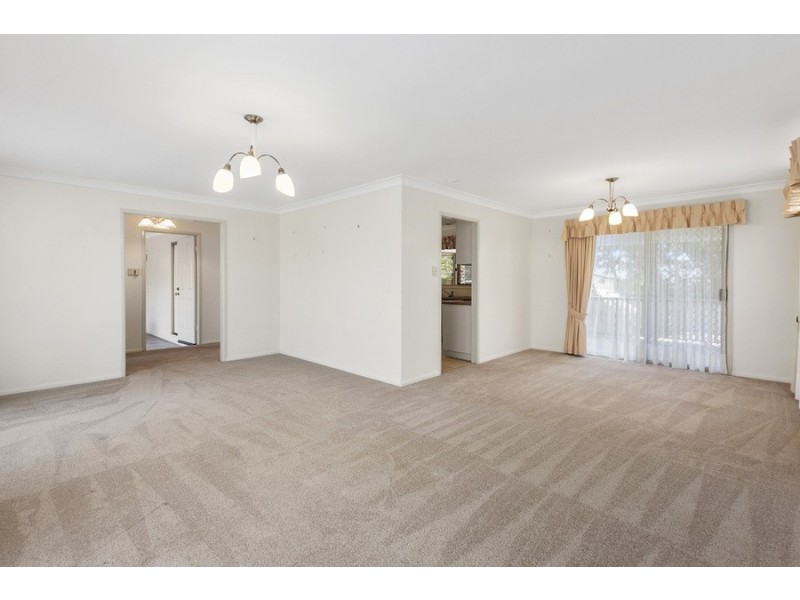 9 Jutsum Street, Middle Ridge QLD 4350
