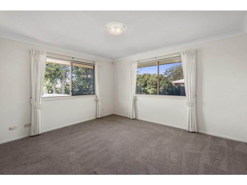 9 Jutsum Street, Middle Ridge QLD 4350