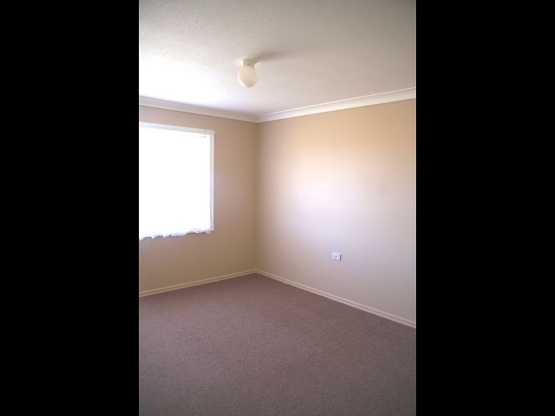 3b Doncaster Street, Newtown QLD 4350