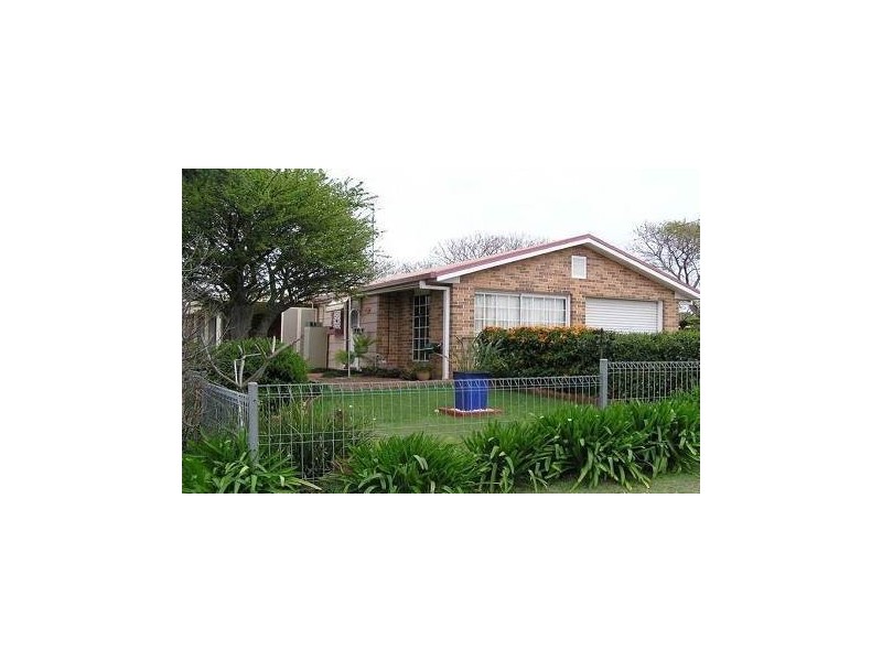 6 Luxford Street, Kearneys Spring QLD 4350