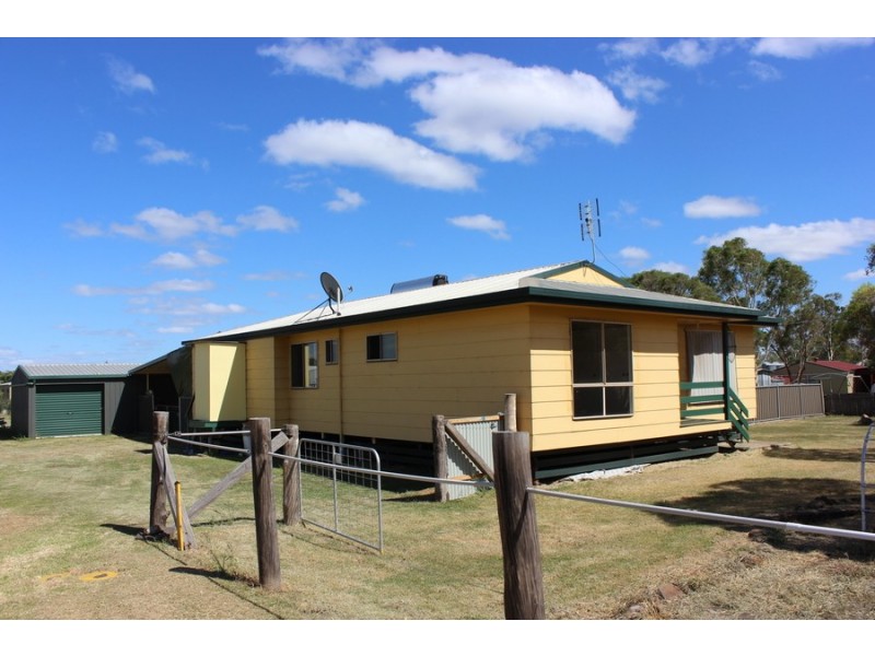 19 King Street, Clifton QLD 4361