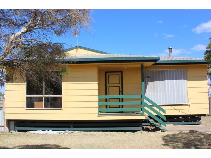 19 King Street, Clifton QLD 4361