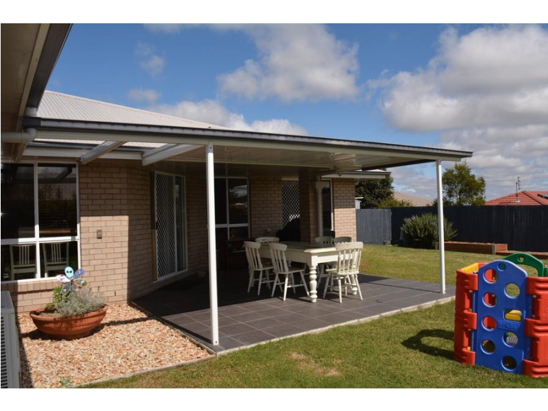 7 Bulloo Street, Glenvale QLD 4350