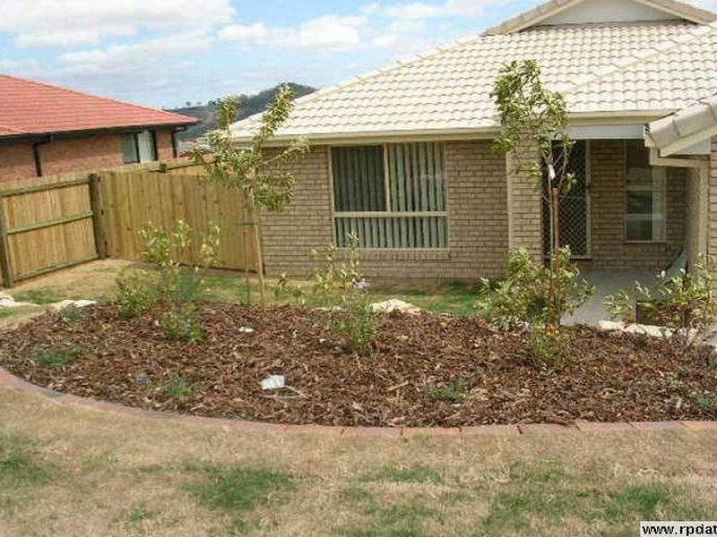 7 Cuttaburra Crescent, Glenvale QLD 4350