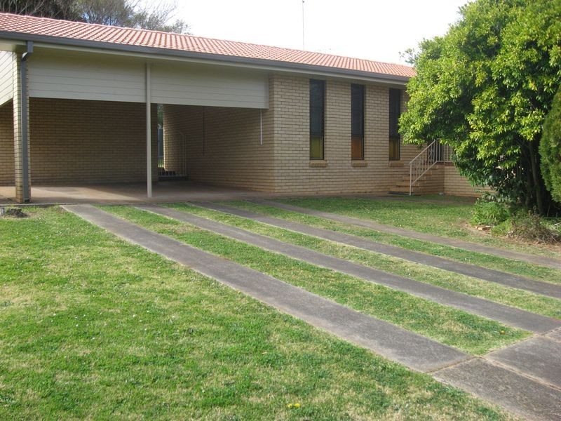 6 Bowtell Street, Rangeville QLD 4350