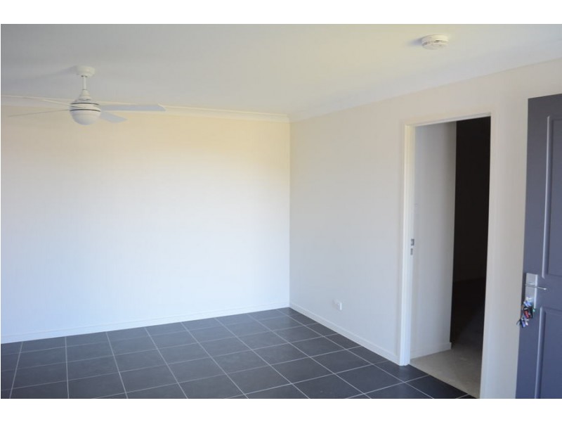 2/35 Taragon Street, Glenvale QLD 4350