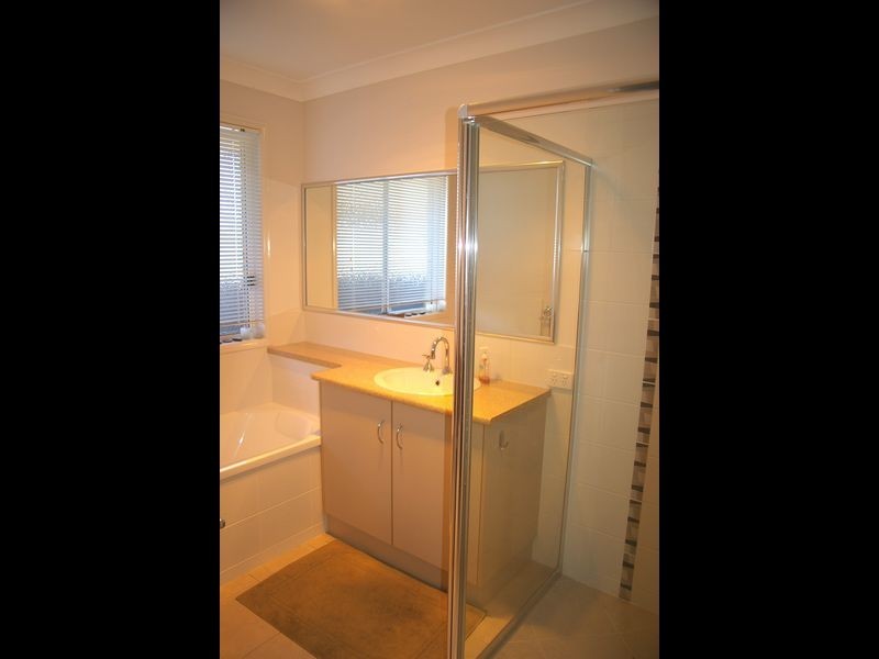 7 Bulloo Street, Glenvale QLD 4350