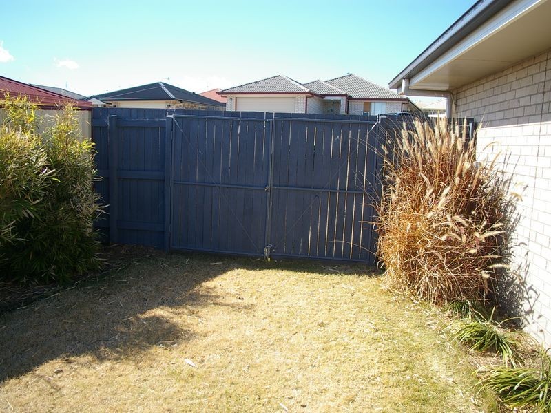 7 Bulloo Street, Glenvale QLD 4350