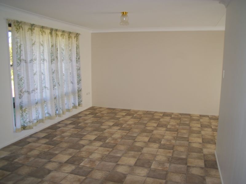 23 Arabian Street, Harristown QLD 4350