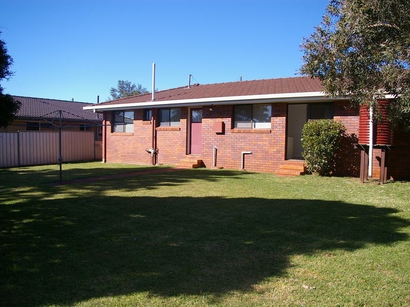 23 Arabian Street, Harristown QLD 4350