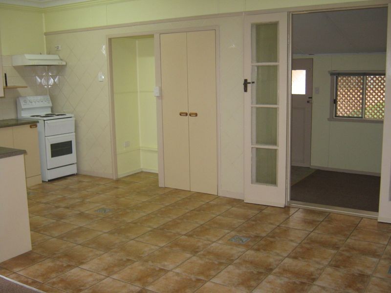 109 Anzac Avenue, Newtown QLD 4350