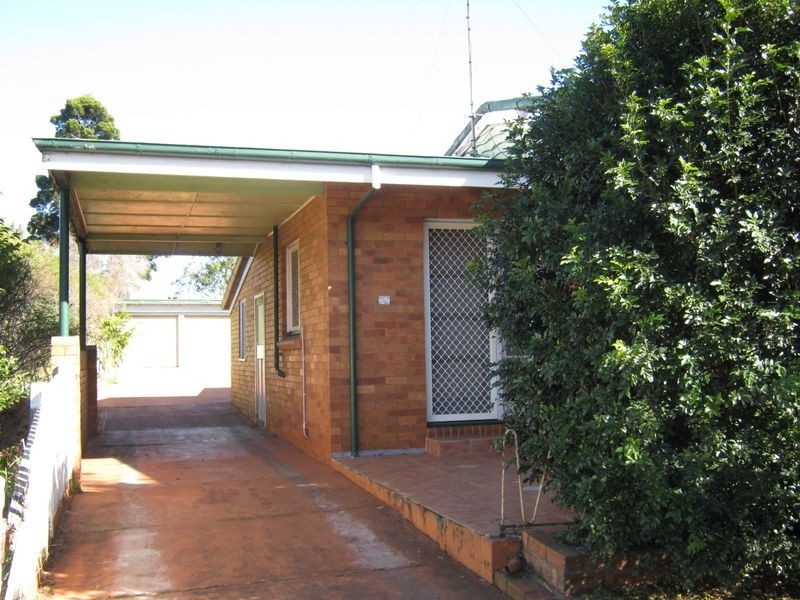 109 Anzac Avenue, Newtown QLD 4350