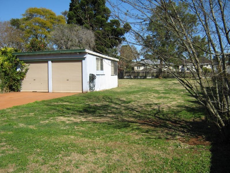 109 Anzac Avenue, Newtown QLD 4350