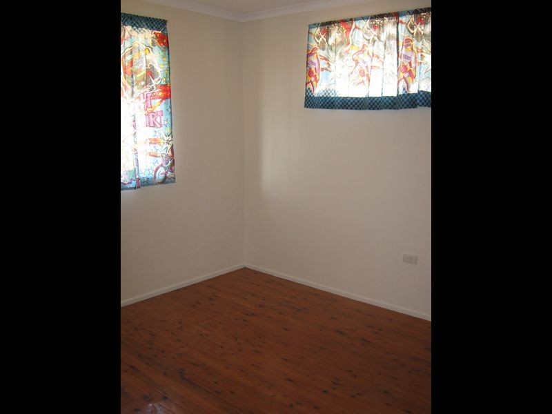 6 Priest Street, Rockville QLD 4350