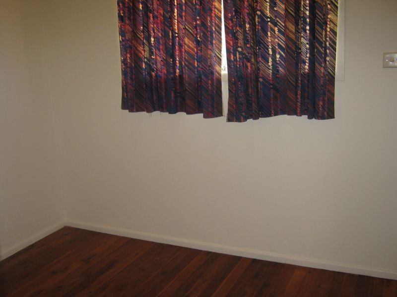 6 Priest Street, Rockville QLD 4350