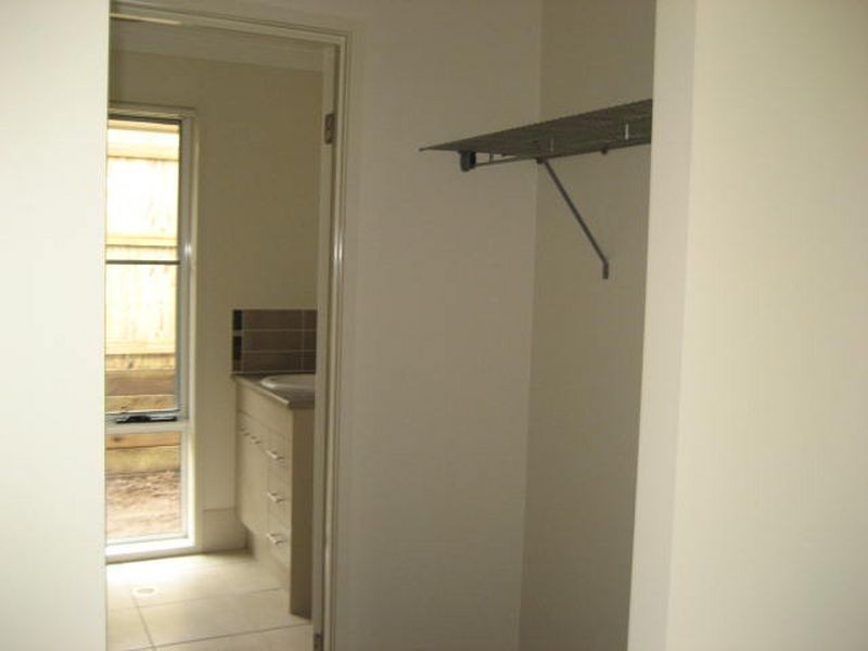 6 Alpine Court, Cranley QLD 4350