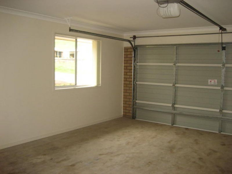 6 Alpine Court, Cranley QLD 4350