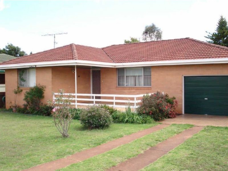 463 Stenner Street, Harristown QLD 4350