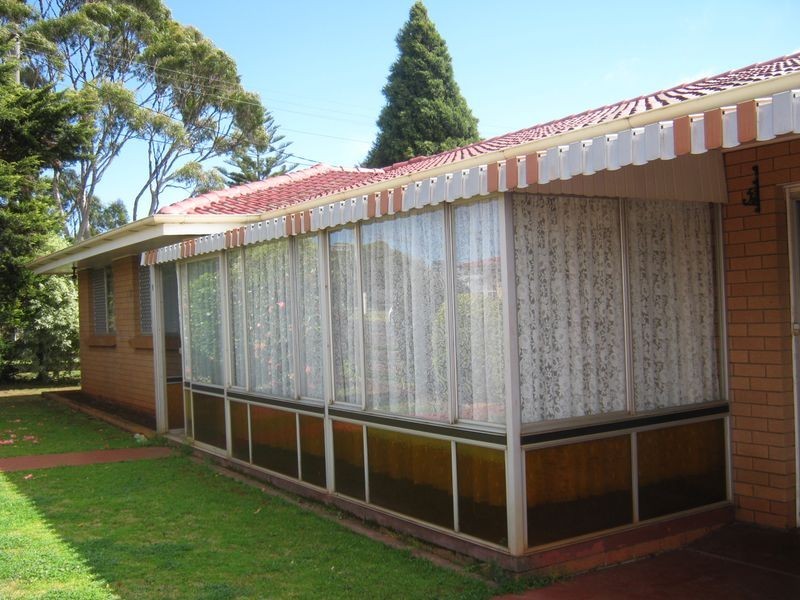 1 Tomkinson Street, Wilsonton QLD 4350