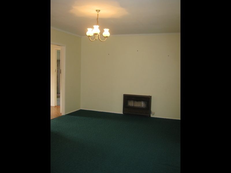 1 Tomkinson Street, Wilsonton QLD 4350