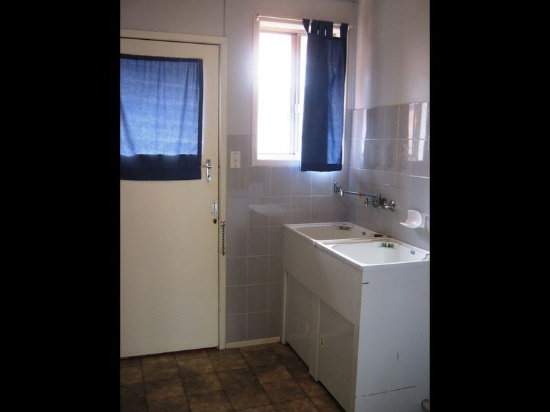 1 Tomkinson Street, Wilsonton QLD 4350