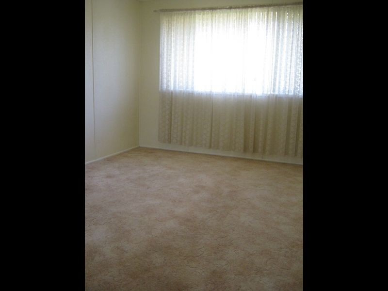 1 Tomkinson Street, Wilsonton QLD 4350