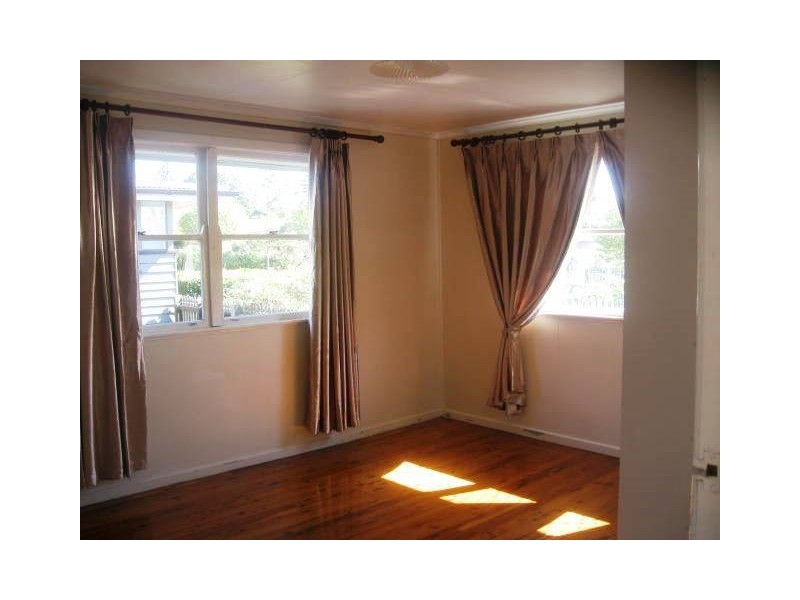 40 Wentworth Street, Centenary Heights QLD 4350