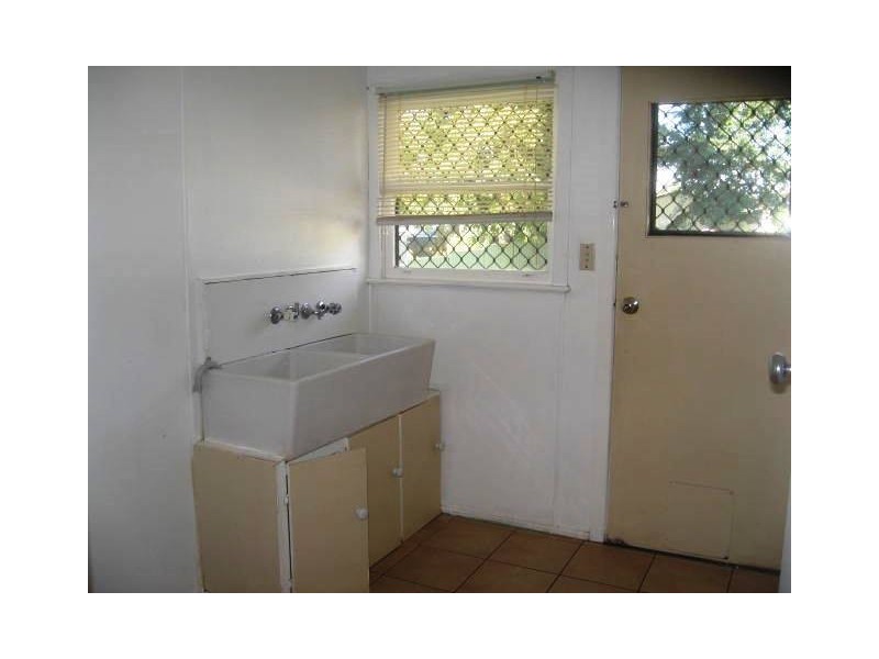 40 Wentworth Street, Centenary Heights QLD 4350