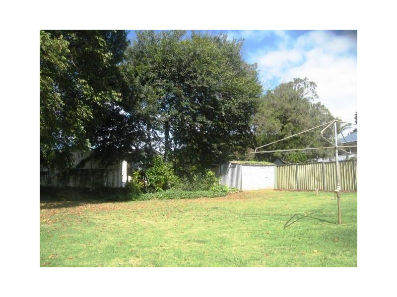 40 Wentworth Street, Centenary Heights QLD 4350