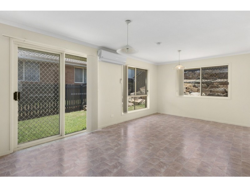 7 Beechcraft Court, Wilsonton QLD 4350