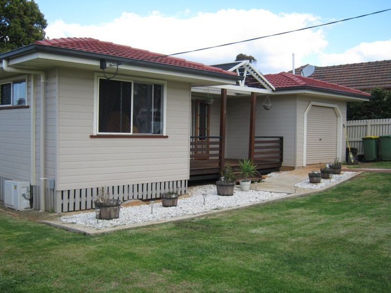4 Hillside Street, Newtown QLD 4350