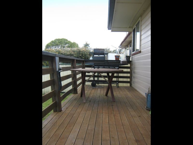 4 Hillside Street, Newtown QLD 4350