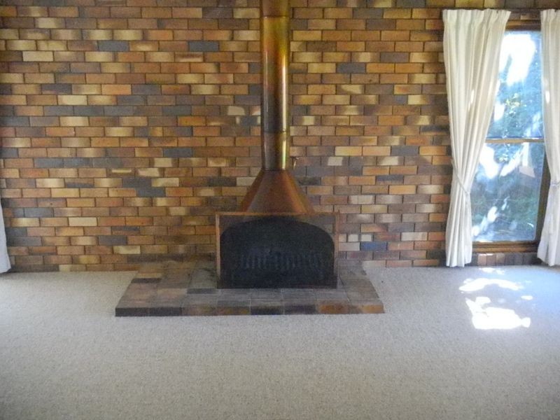 15 Flagstone Creek Road, Middle Ridge QLD 4350