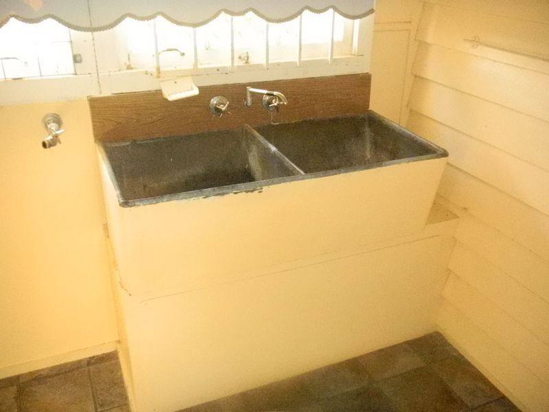 14 Arthur Street, East Toowoomba QLD 4350