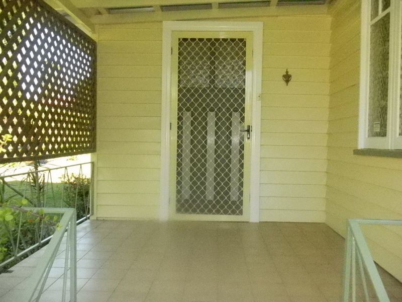 14 Arthur Street, East Toowoomba QLD 4350