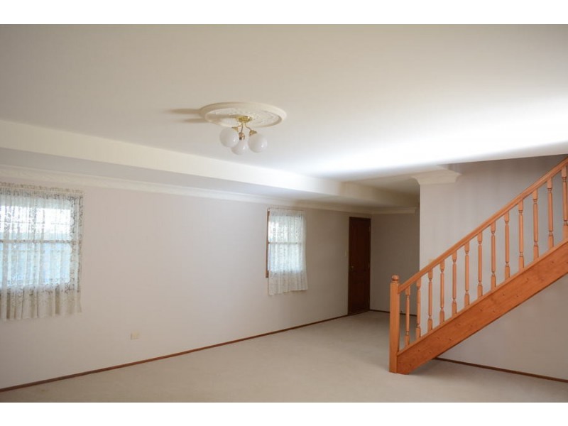 2/4 Creek Street, Toowoomba QLD 4350