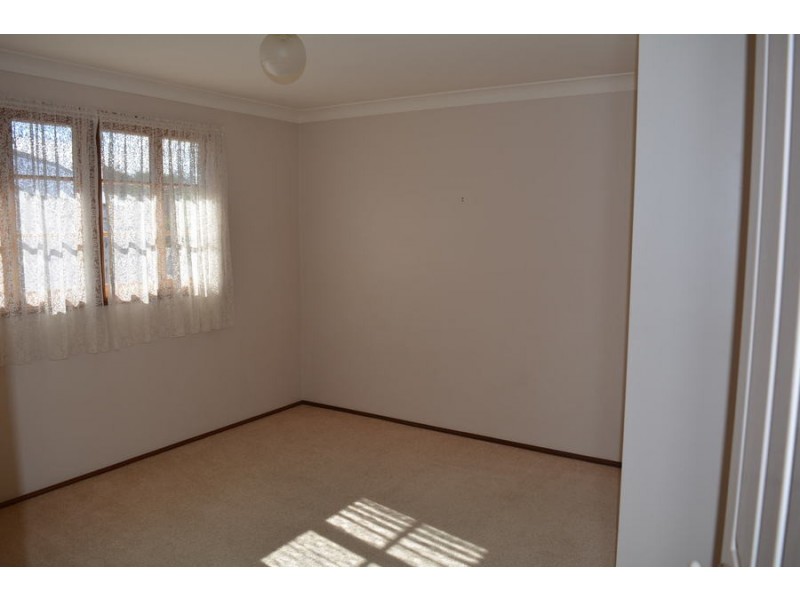 2/4 Creek Street, Toowoomba QLD 4350