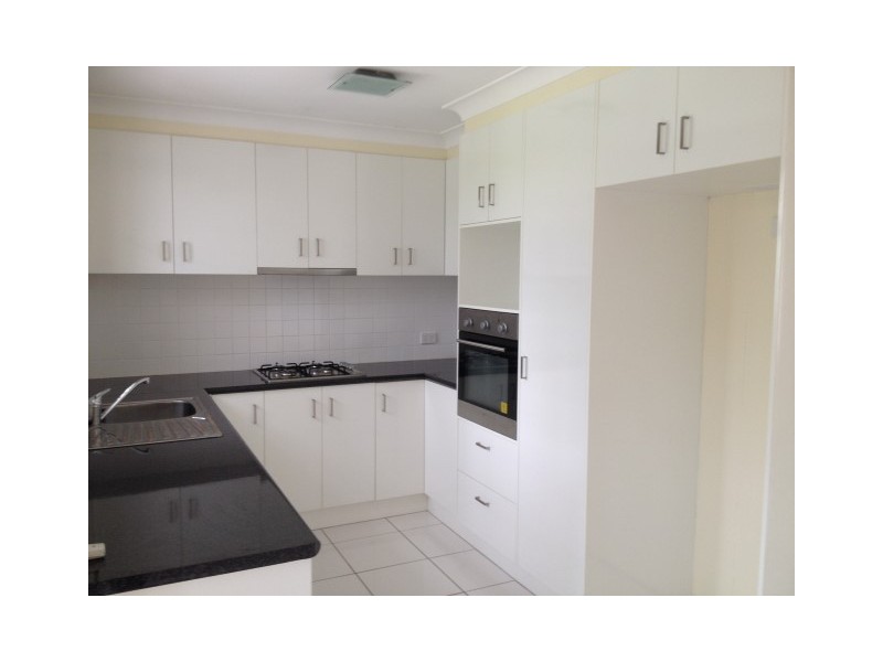 120 Hogg Street, Wilsonton QLD 4350