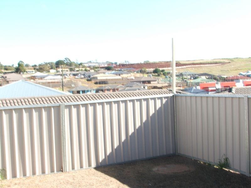 29 Willowburn Drive, Rockville QLD 4350