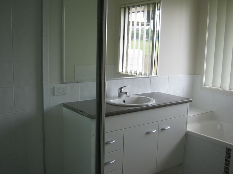 6 Barwick Court, Wilsonton QLD 4350