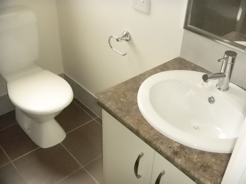 106 Main Street, Westbrook QLD 4350