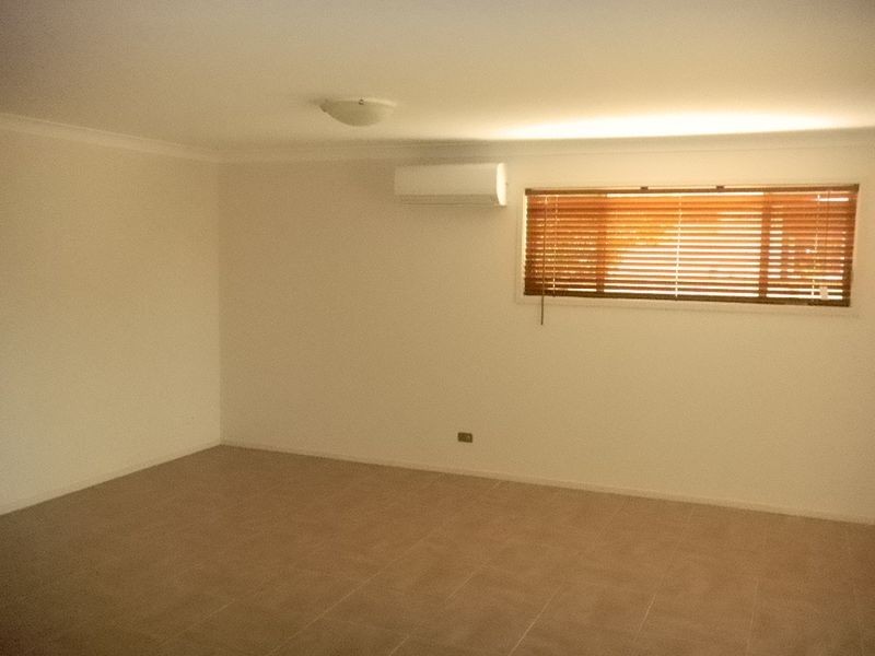 106 Main Street, Westbrook QLD 4350