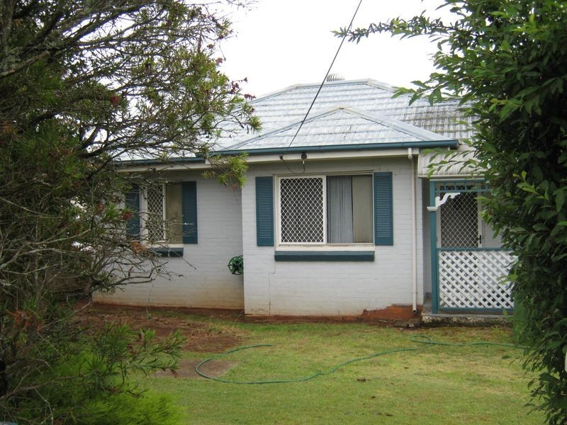 9 Dalmeny Street, Wilsonton QLD 4350