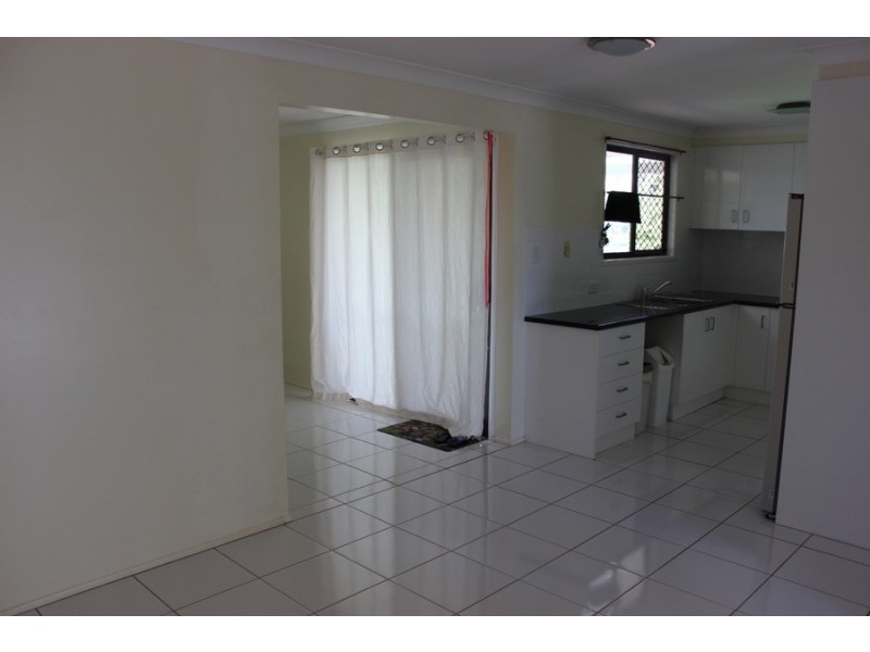 120 Hogg Street, Blue Mountain Heights QLD 4350