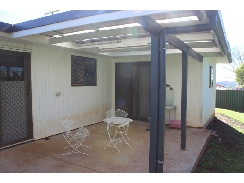 120 Hogg Street, Blue Mountain Heights QLD 4350
