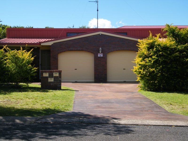 2/90a Curzon Street, East Toowoomba QLD 4350