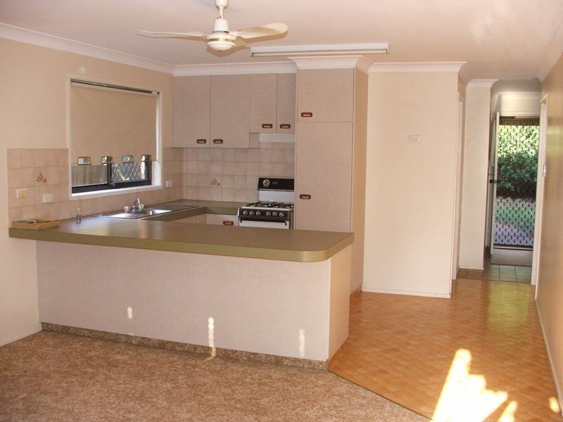 2/90a Curzon Street, East Toowoomba QLD 4350